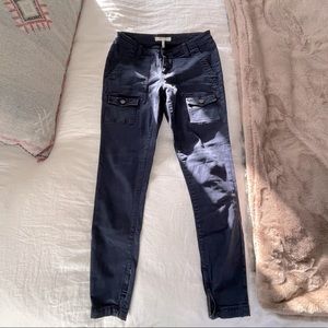 Joie navy cargo jeans sz 28